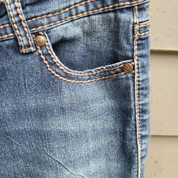 Nine West Cropped Jeans with Bling on the Flap Pockets size 8/29 - Picture 8 of 13